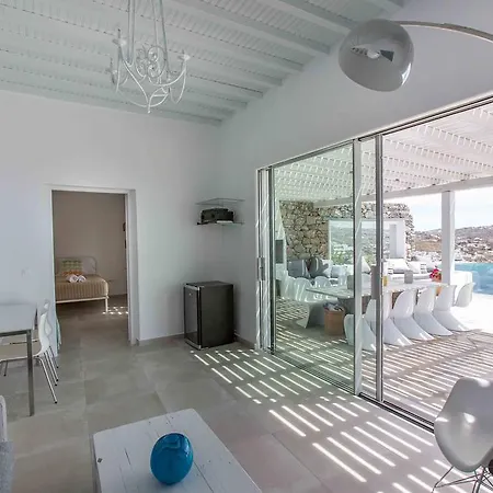 Aqua Ornos (Mykonos)
