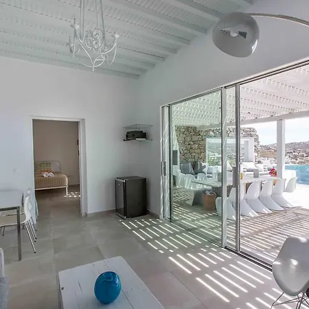 Aqua Ornos (Mykonos)